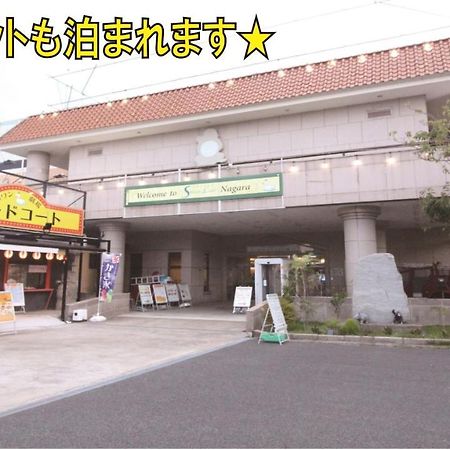 Nagara  Hotel Swan Lake Nagara מראה חיצוני תמונה